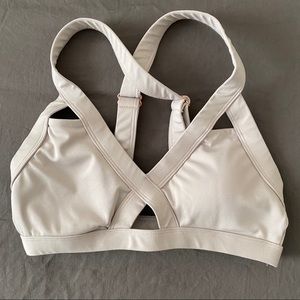 l’urv Cutout Sports Bra Cream